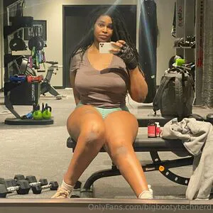 Bigbootytechnerd OnlyFans Leaked Free Thumbnail Picture - #OGO4fiFuu9