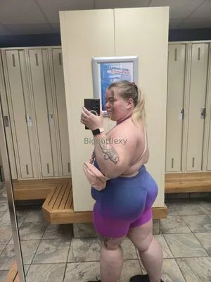 Bigbuttlexy OnlyFans Leaked Free Thumbnail Picture - #edXdSQiUIn