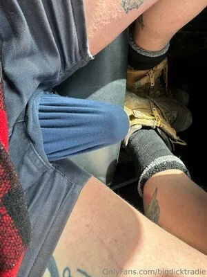 Bigdicktradie OnlyFans Leaked Free Thumbnail Picture - #TlmzFhoz89