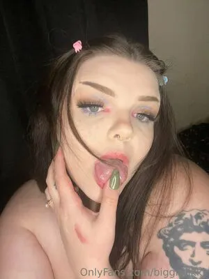 Biggmilkkk OnlyFans Leaked Free Thumbnail Picture - #webMS8lTag
