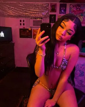 Bigjeyna OnlyFans Leaked Free Thumbnail Picture - #PlUaKesujc