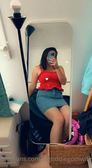 Bigtiddiegothwife OnlyFans Leaked Free Thumbnail Picture - #9WajhMQBzk