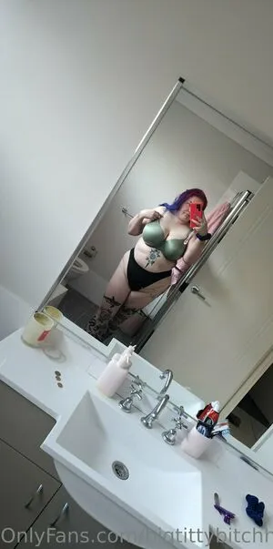Bigtittybitchh2 OnlyFans Leaked Free Thumbnail Picture - #TP2EAosNhw