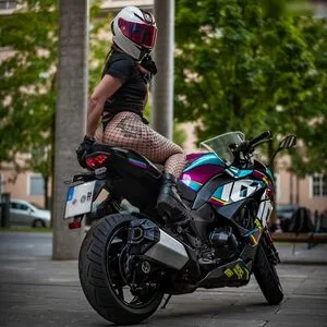 Biker Qu33n OnlyFans Leaked Free Thumbnail Picture - #0TvJmIZ5Gm