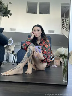 Billie Beaumont Strawisdead OnlyFans Leaked Free Thumbnail Picture - #D2i42NNTci
