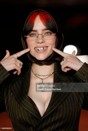 Billie Eilish OnlyFans Leaked Free Thumbnail Picture - #0KepbLSScE