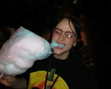 Billie Eilish OnlyFans Leaked Free Thumbnail Picture - #12IjFrDCX1