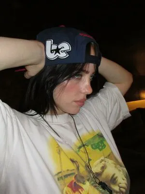 Billie Eilish OnlyFans Leaked Free Thumbnail Picture - #1RF8eBUIVF