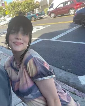 Billie Eilish OnlyFans Leaked Free Thumbnail Picture - #3NUbS5WpTA