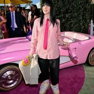 Billie Eilish OnlyFans Leaked Free Thumbnail Picture - #4fcZQIv56V