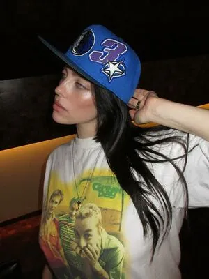 Billie Eilish OnlyFans Leaked Free Thumbnail Picture - #64pQltqaee