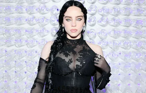 Billie Eilish OnlyFans Leaked Free Thumbnail Picture - #7OTJB1ZZlf