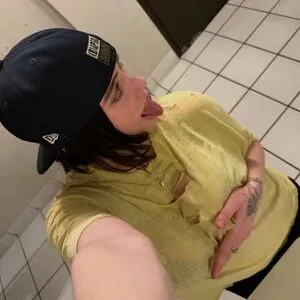 Billie Eilish OnlyFans Leaked Free Thumbnail Picture - #8mWtgu2vJ2