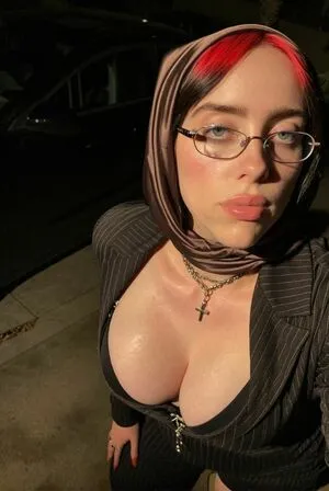 Billie Eilish OnlyFans Leaked Free Thumbnail Picture - #904xEPllhg