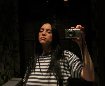 Billie Eilish OnlyFans Leaked Free Thumbnail Picture - #9IizmKYCDj