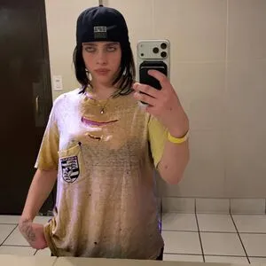 Billie Eilish OnlyFans Leaked Free Thumbnail Picture - #9USEm6eSYf