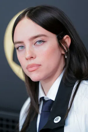 Billie Eilish OnlyFans Leaked Free Thumbnail Picture - #Avk4HzQvh1