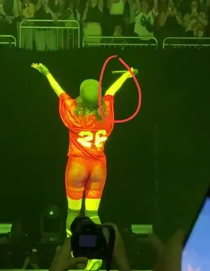 Billie Eilish OnlyFans Leaked Free Thumbnail Picture - #GB1z2k2VaS