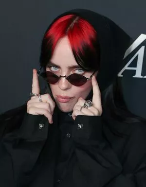 Billie Eilish OnlyFans Leaked Free Thumbnail Picture - #GSmXSBlndW