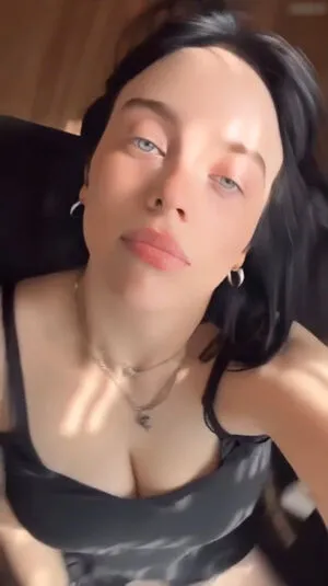 Billie Eilish OnlyFans Leaked Free Thumbnail Picture - #ILa504udEO