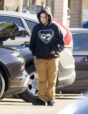 Billie Eilish OnlyFans Leaked Free Thumbnail Picture - #IjsnSVyxRw