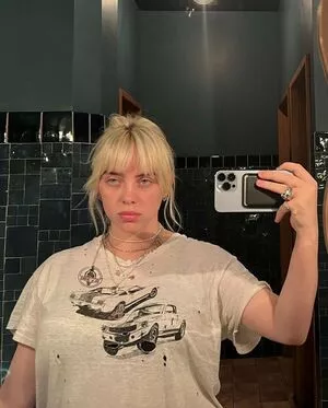 Billie Eilish OnlyFans Leaked Free Thumbnail Picture - #J81QhuDJ9D