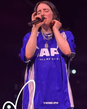 Billie Eilish OnlyFans Leaked Free Thumbnail Picture - #KuwbvjItkB