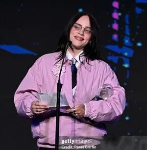Billie Eilish OnlyFans Leaked Free Thumbnail Picture - #MTRczXKCP9