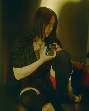 Billie Eilish OnlyFans Leaked Free Thumbnail Picture - #OnygBDd7Dv