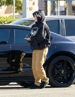 Billie Eilish OnlyFans Leaked Free Thumbnail Picture - #PUTXkYFWLY