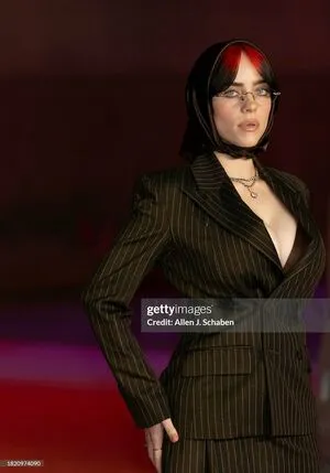 Billie Eilish OnlyFans Leaked Free Thumbnail Picture - #RM6C5k6JiO