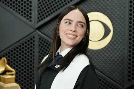 Billie Eilish OnlyFans Leaked Free Thumbnail Picture - #TUiGK7uVLs