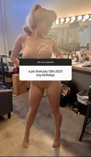 Billie Eilish OnlyFans Leaked Free Thumbnail Picture - #UGhAJwj90s