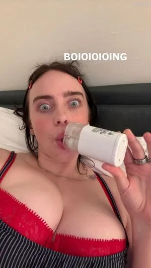 Billie Eilish OnlyFans Leaked Free Thumbnail Picture - #Y4p0aHR3Jw