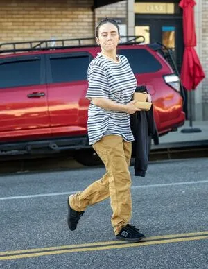 Billie Eilish OnlyFans Leaked Free Thumbnail Picture - #cETJoOdXKR