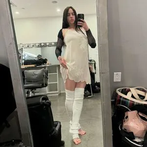 Billie Eilish OnlyFans Leaked Free Thumbnail Picture - #cnDPYS2eAm