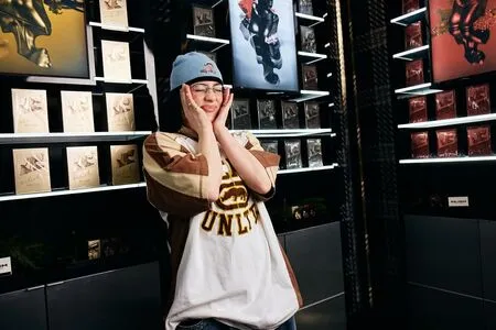 Billie Eilish OnlyFans Leaked Free Thumbnail Picture - #iyDslnk7dw