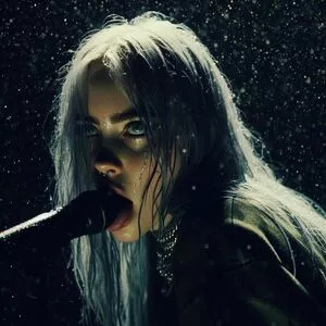 Billie Eilish OnlyFans Leaked Free Thumbnail Picture - #jsrtvcun1e