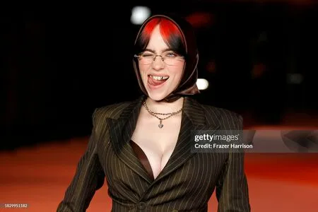 Billie Eilish OnlyFans Leaked Free Thumbnail Picture - #lonwD1evoz