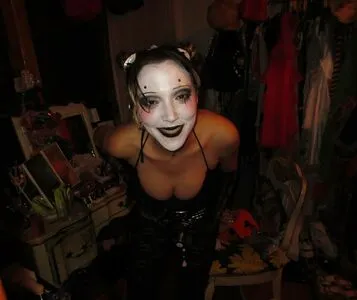 Billie Eilish OnlyFans Leaked Free Thumbnail Picture - #ma9W02cub1