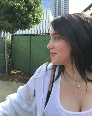 Billie Eilish OnlyFans Leaked Free Thumbnail Picture - #n2q8jlTzxY