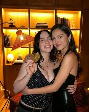 Billie Eilish OnlyFans Leaked Free Thumbnail Picture - #oyyco5xAk7