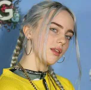 Billie Eilish OnlyFans Leaked Free Thumbnail Picture - #s0TkAOcYMn