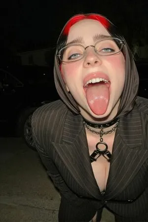 Billie Eilish OnlyFans Leaked Free Thumbnail Picture - #y6oJHE18M0