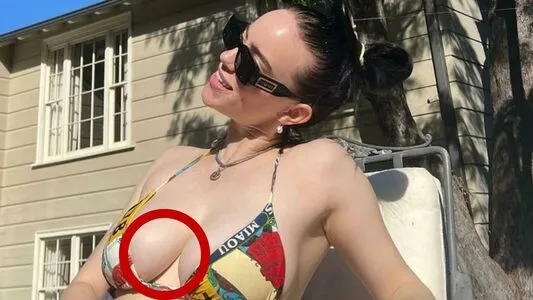 Billie Eilish OnlyFans Leaked Free Thumbnail Picture - #zWy06aoPg5