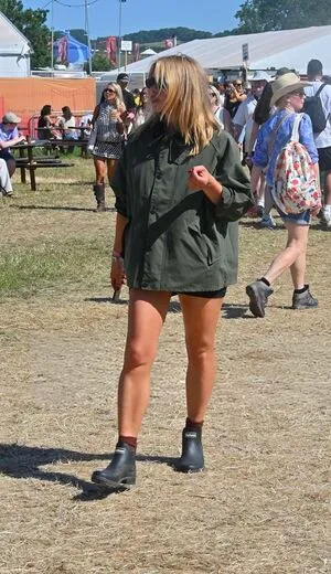 Billie Piper OnlyFans Leaked Free Thumbnail Picture - #K8XWQAarrw