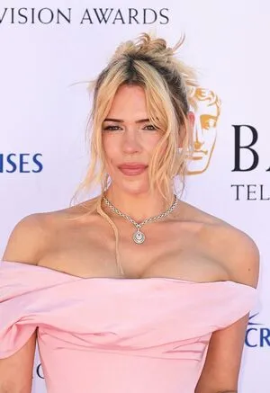 Billie Piper OnlyFans Leaked Free Thumbnail Picture - #MljN0fAS0t