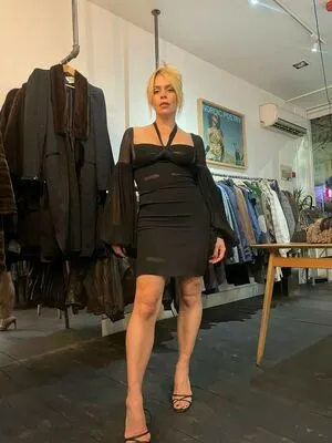 Billie Piper OnlyFans Leaked Free Thumbnail Picture - #Ti5FU8p4f1