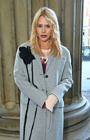 Billie Piper OnlyFans Leaked Free Thumbnail Picture - #d3Nnbdouz7