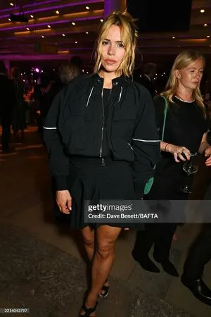 Billie Piper OnlyFans Leaked Free Thumbnail Picture - #rmfDSb8tWj
